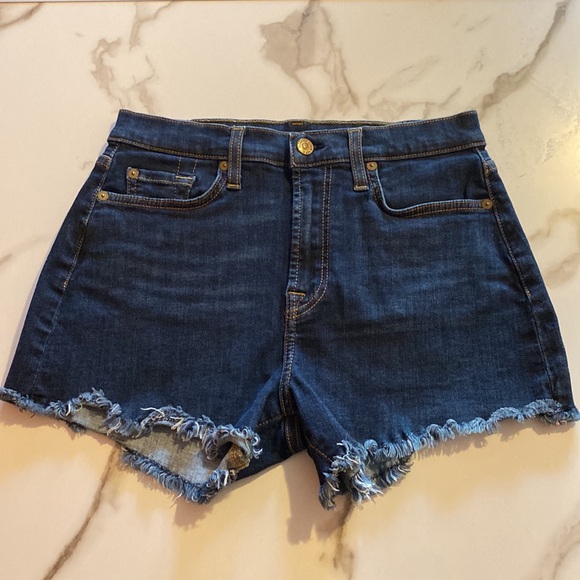 7 for All Mankind Denim Shorts Size 27 - Picture 2 of 8